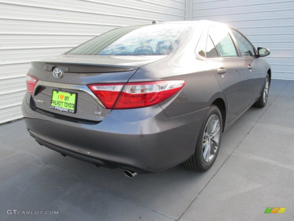 2015 Camry SE - Predawn Gray Mica / Black photo #4