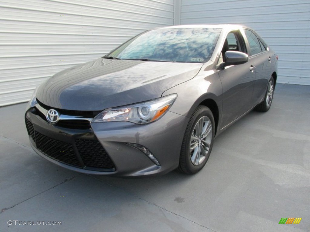 2015 Camry SE - Predawn Gray Mica / Black photo #7