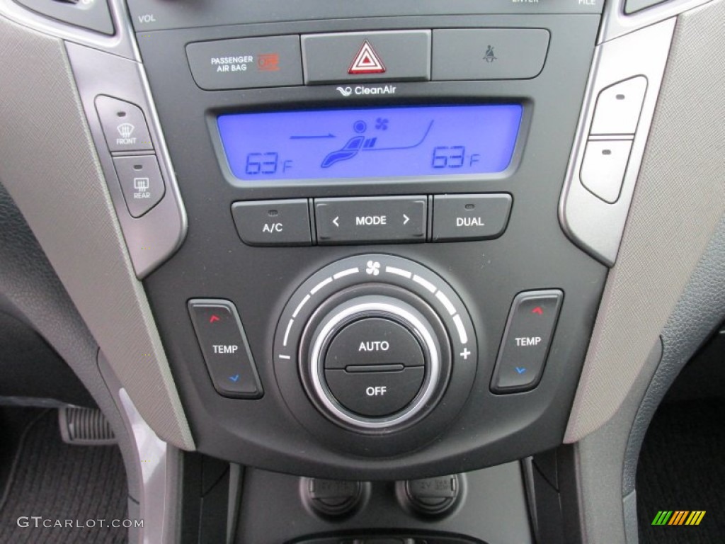 2015 Hyundai Santa Fe Limited Controls Photo #100020562