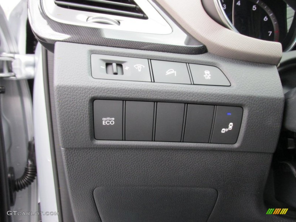 2015 Hyundai Santa Fe Limited Controls Photo #100020616