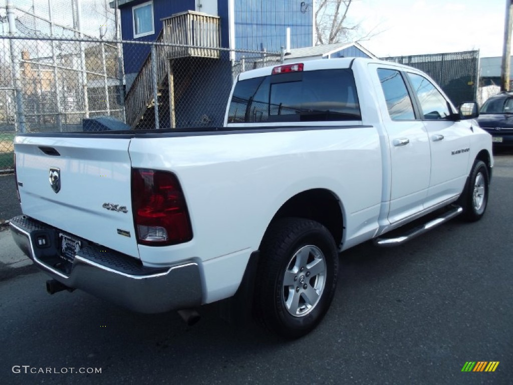 2011 Ram 1500 SLT Quad Cab 4x4 - Bright White / Dark Slate Gray/Medium Graystone photo #4