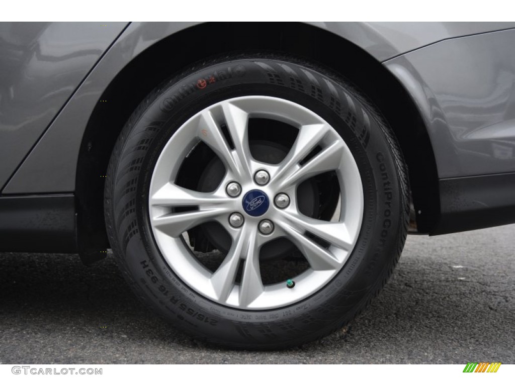 2014 Focus SE Sedan - Sterling Gray / Medium Light Stone photo #11
