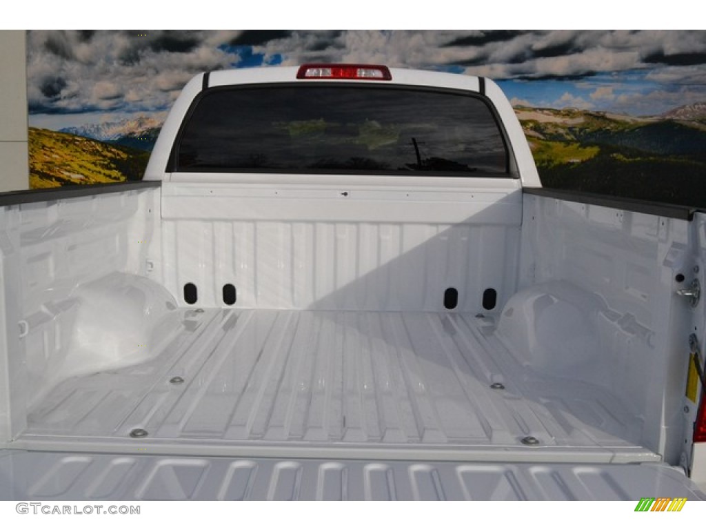 2015 Tundra SR5 CrewMax 4x4 - Super White / Graphite photo #8