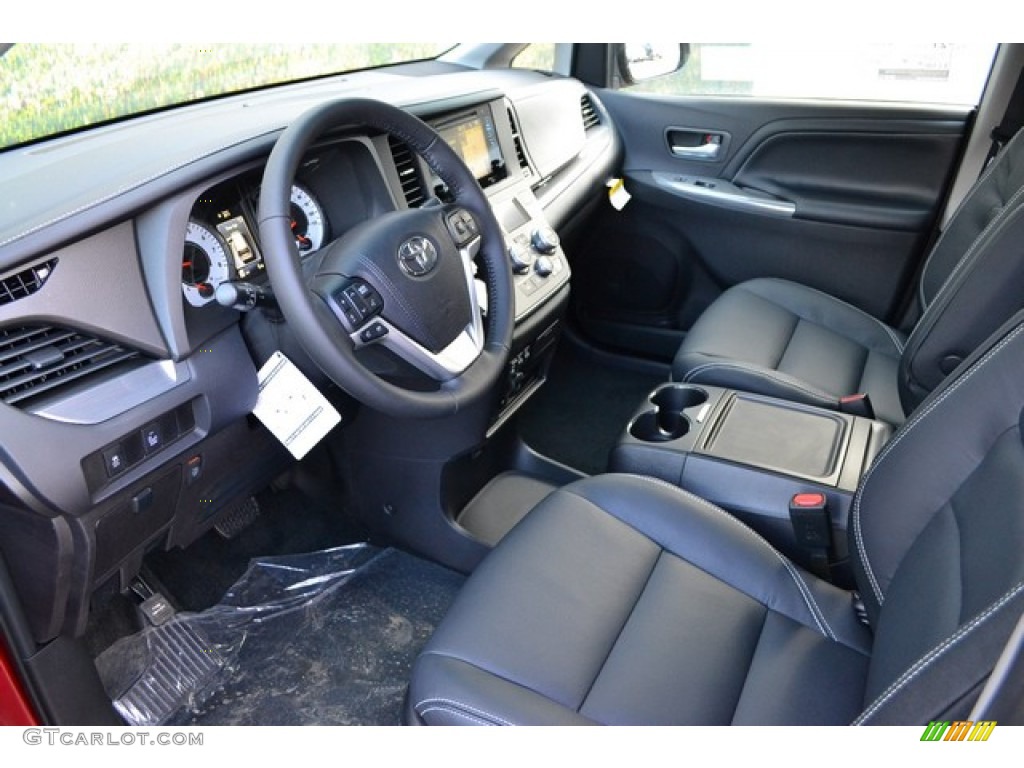 Black Interior 2015 Toyota Sienna SE Photo #100040138