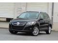 Deep Black Metallic - Tiguan SE Photo No. 1