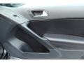 Deep Black Metallic - Tiguan SE Photo No. 32