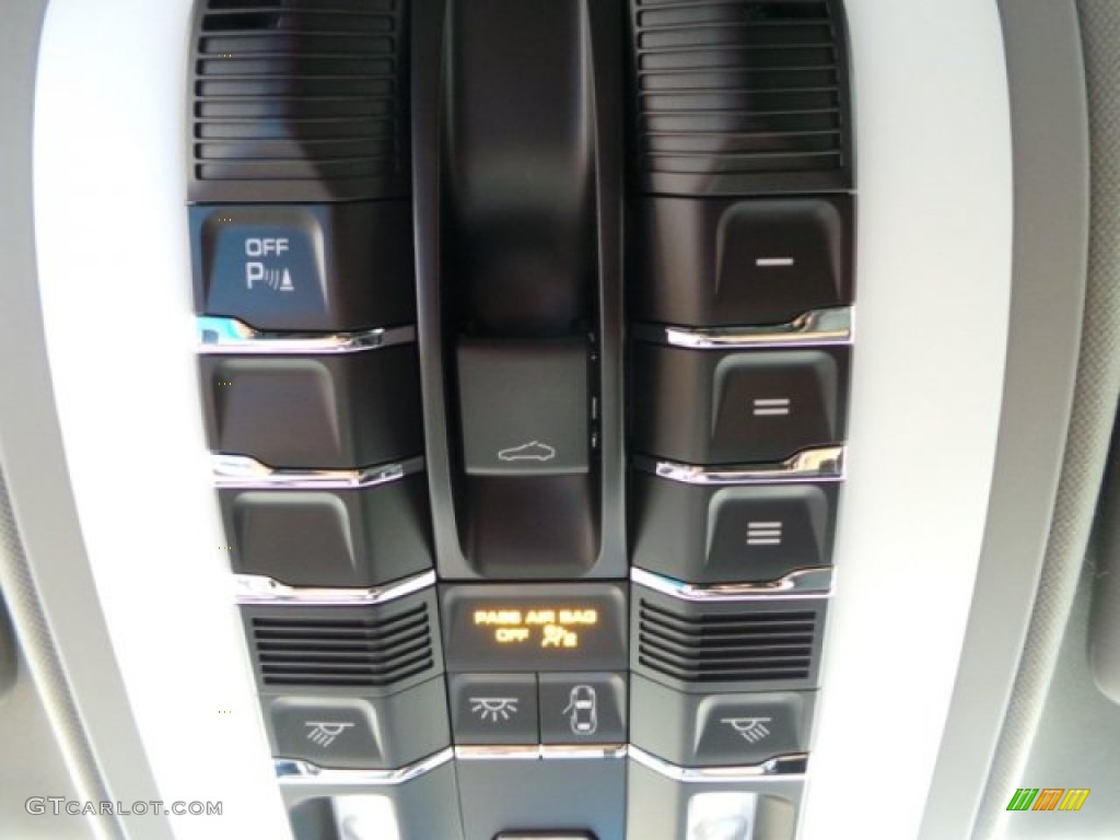 2013 Panamera S - Black / Black photo #22