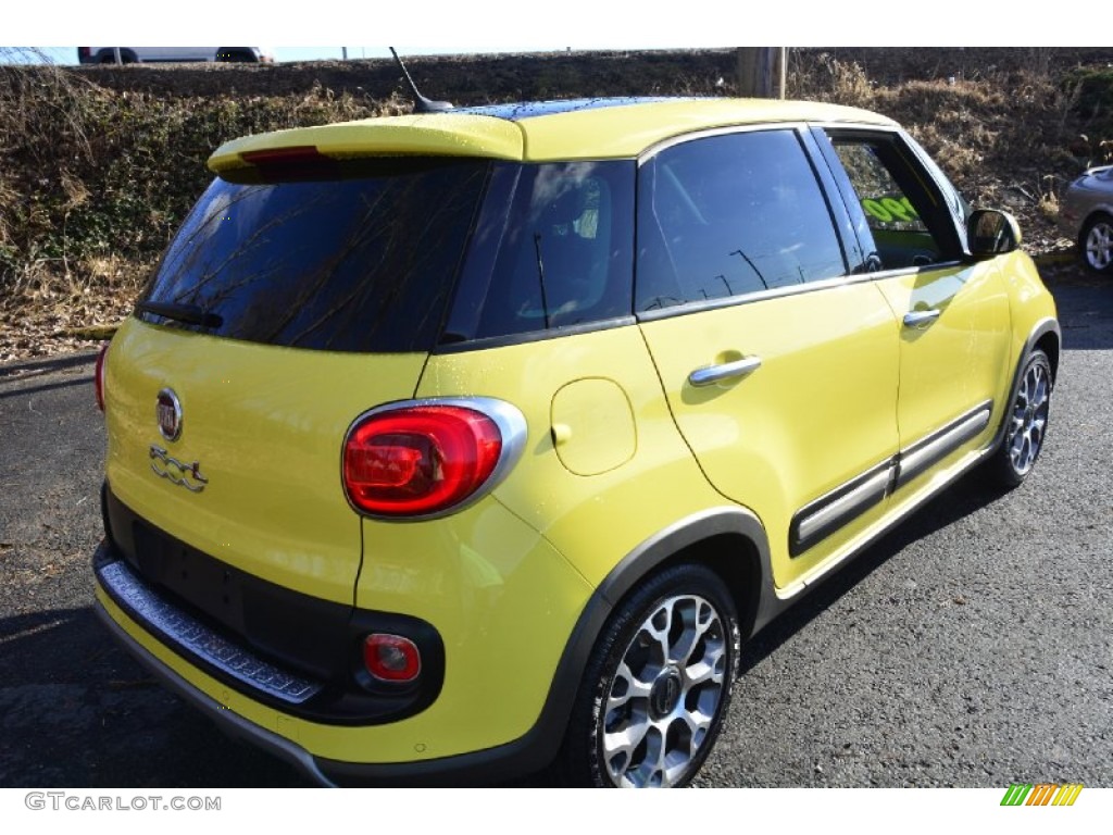 2014 500L Trekking - Giallo (Yellow) / Black/Marrone (Black/Brown) photo #6