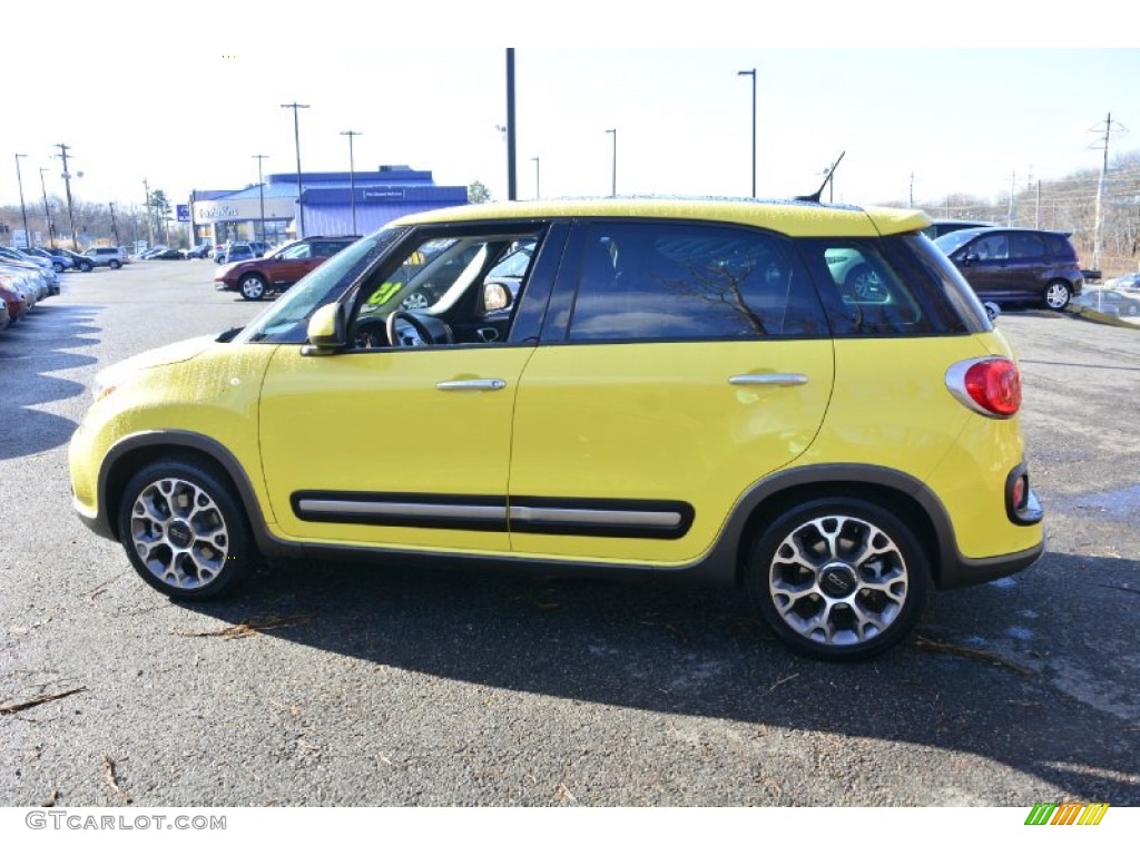 2014 500L Trekking - Giallo (Yellow) / Black/Marrone (Black/Brown) photo #11
