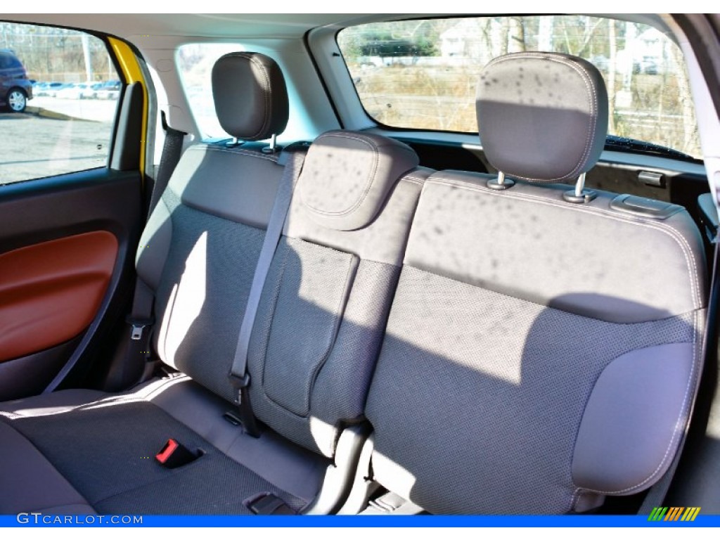 2014 500L Trekking - Giallo (Yellow) / Black/Marrone (Black/Brown) photo #14