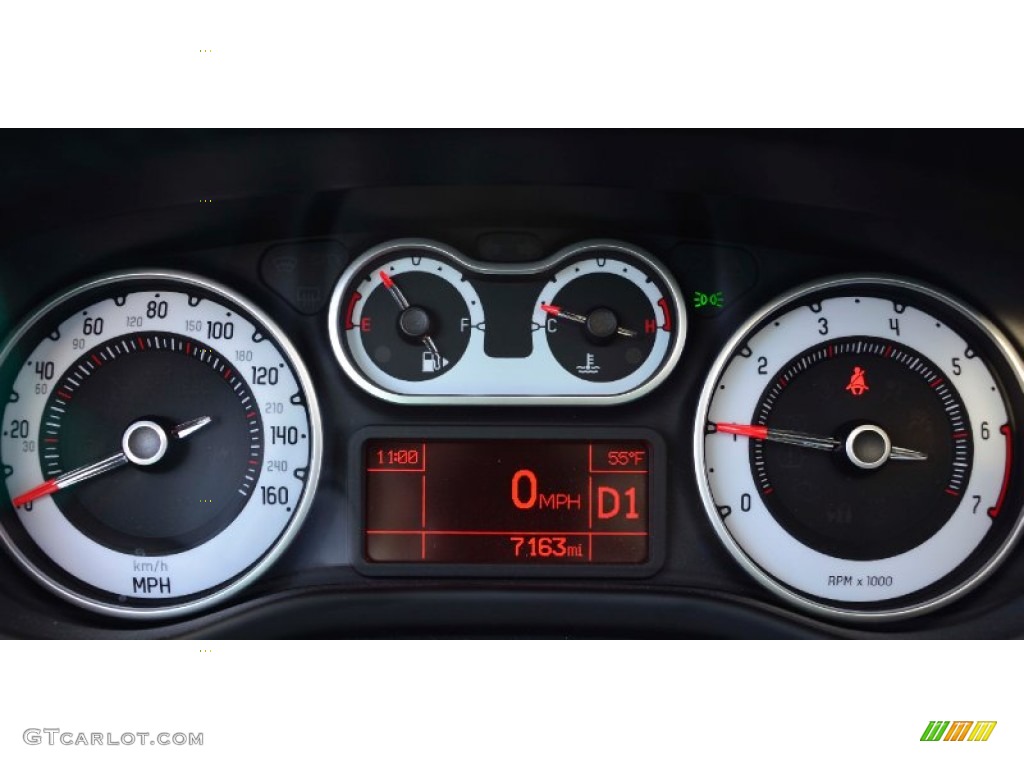 2014 Fiat 500L Trekking Gauges Photo #100047539