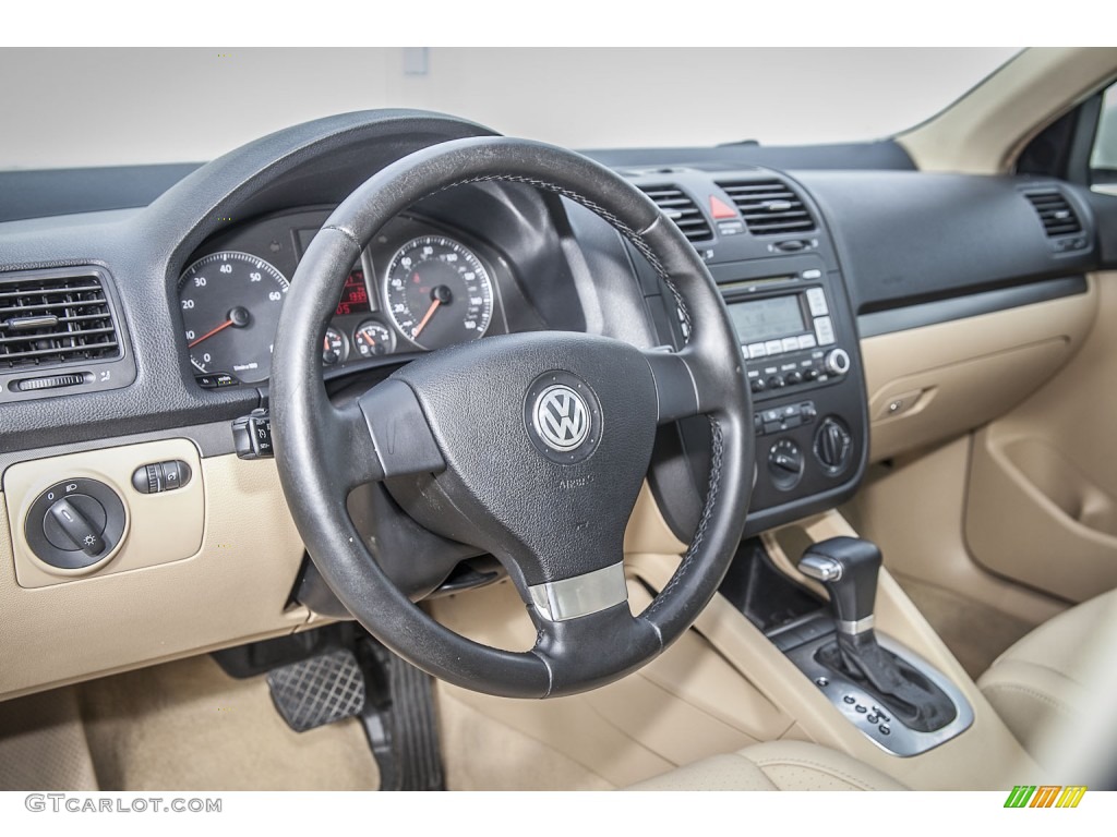 Pure Beige Interior 2008 Volkswagen Jetta SE Sedan Photo #100048358