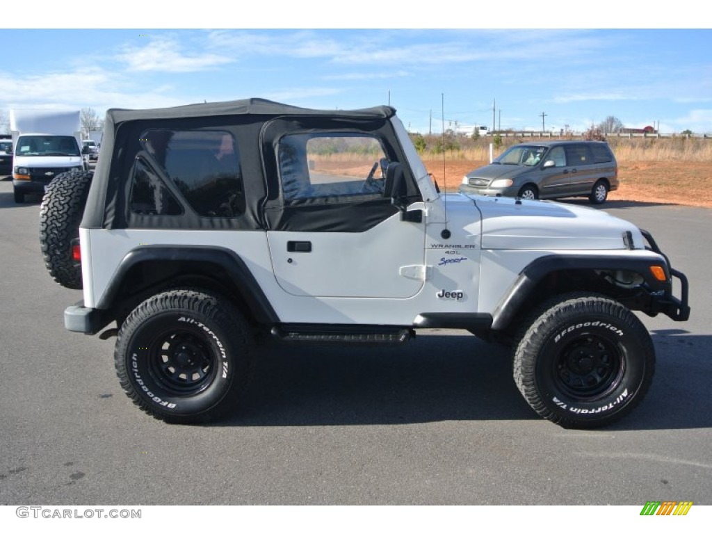 Stone White 1998 Jeep Wrangler Sport 4x4 Exterior Photo #100050626