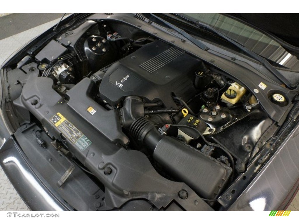 2003 LS V8 - Black / Dark Ash/Medium Ash photo #35