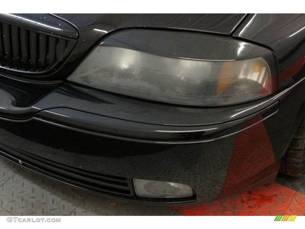 2003 LS V8 - Black / Dark Ash/Medium Ash photo #36