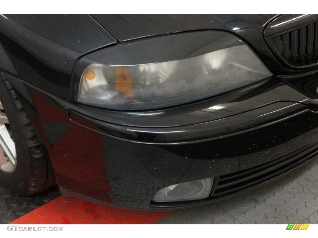 2003 LS V8 - Black / Dark Ash/Medium Ash photo #37