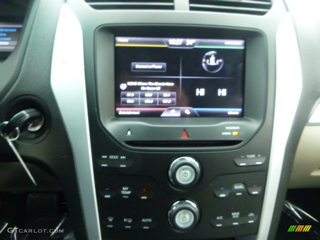 2011 Explorer XLT 4WD - Kona Blue Metallic / Medium Light Stone photo #19