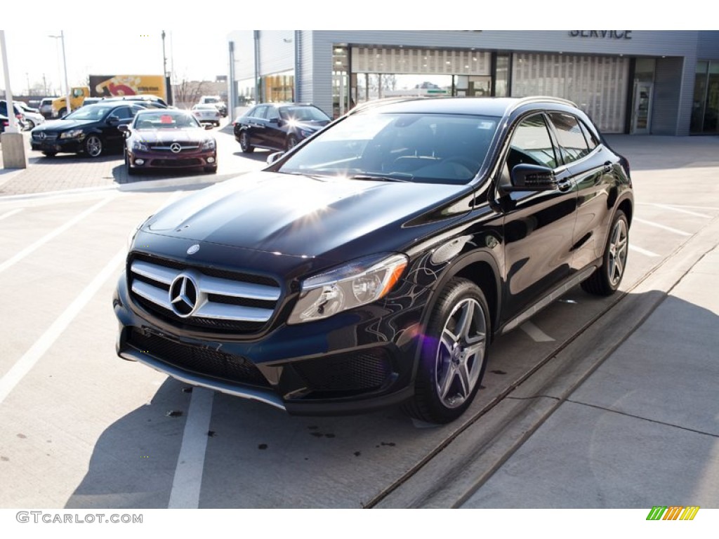 2015 GLA 250 4Matic - Night Black / Black photo #2