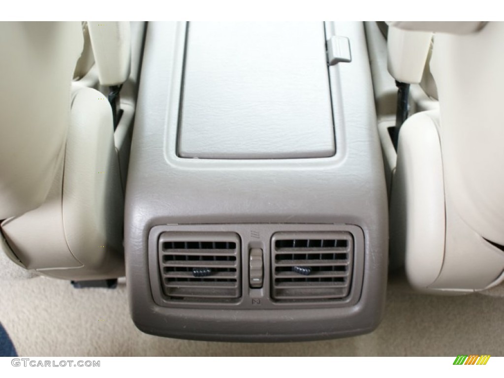 2000 RX 300 - Pearl White / Ivory photo #29