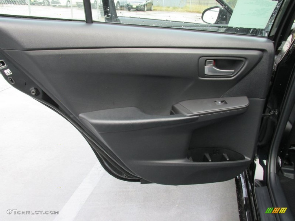 2015 Camry LE - Attitude Black Metallic / Black photo #19