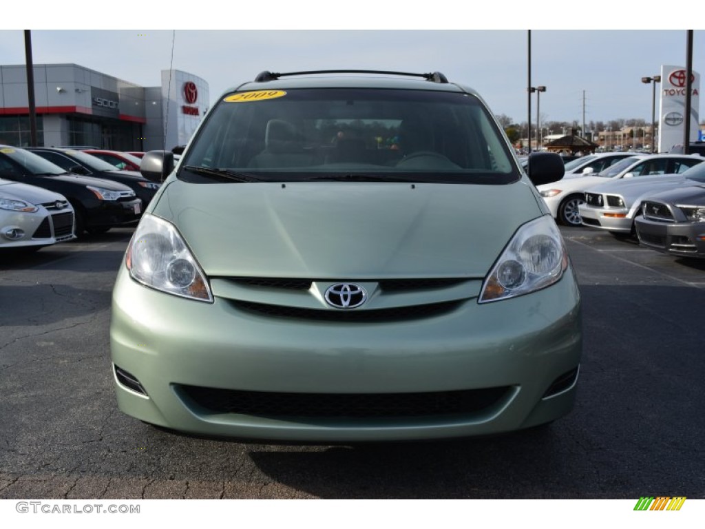 2009 Sienna LE - Silver Pine Mica / Taupe photo #30