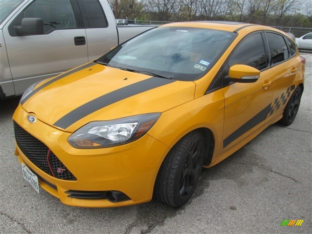 2014 Focus ST Hatchback - Tangerine Scream / ST Tangerine Scream/Charcoal Black Recaro Sport Seats photo #5