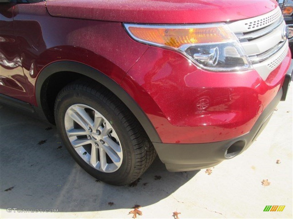 2015 Explorer FWD - Ruby Red / Medium Light Stone photo #2