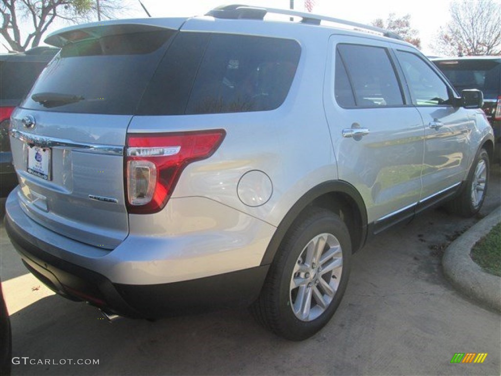 2015 Explorer XLT - Ingot Silver / Charcoal Black photo #4