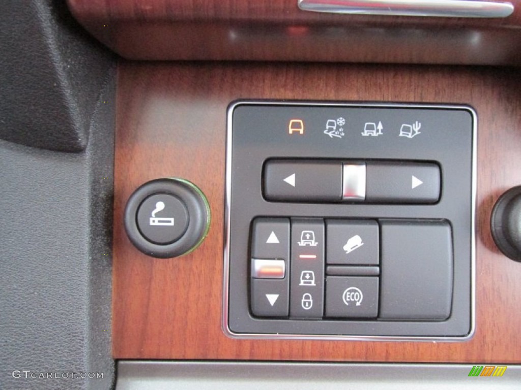 2015 Land Rover LR4 HSE Controls Photo #100084498
