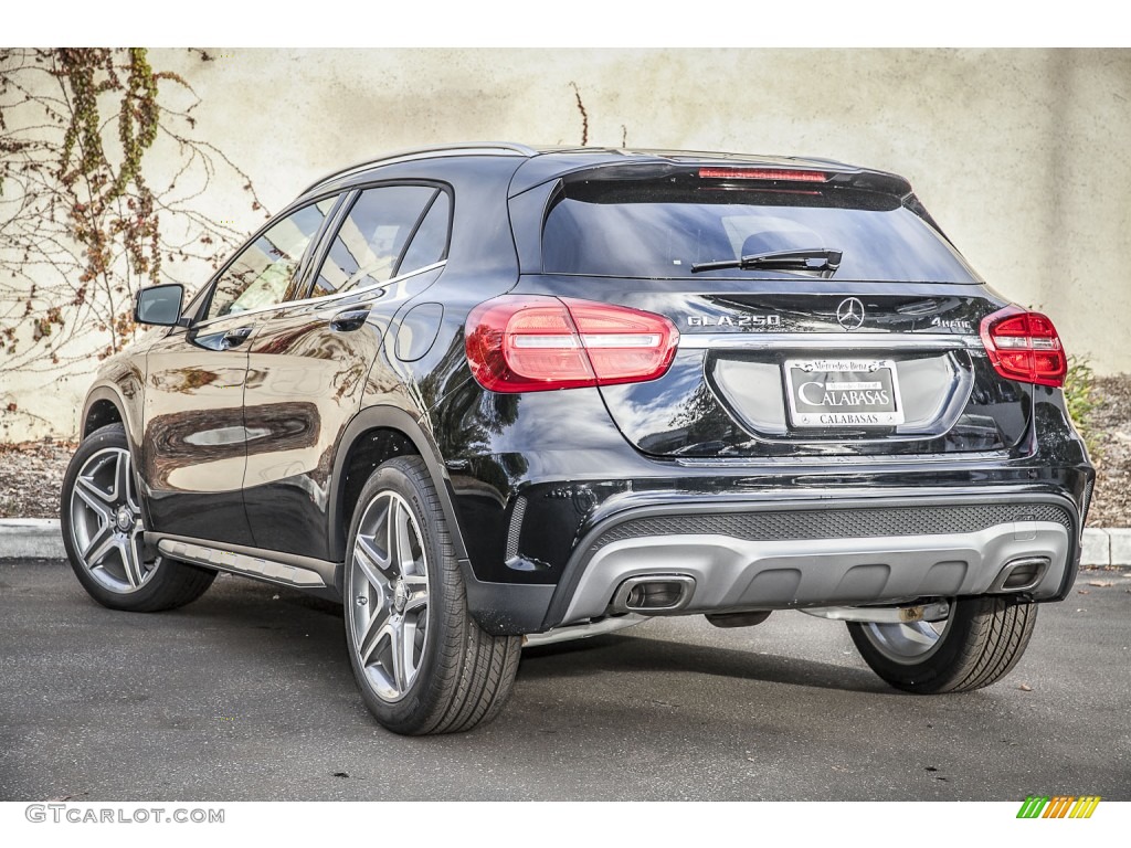 2015 GLA 250 4Matic - Night Black / Black photo #2