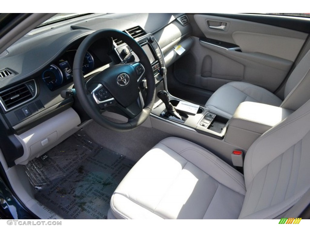 Ash Interior 2015 Toyota Camry Hybrid XLE Photo #100085224