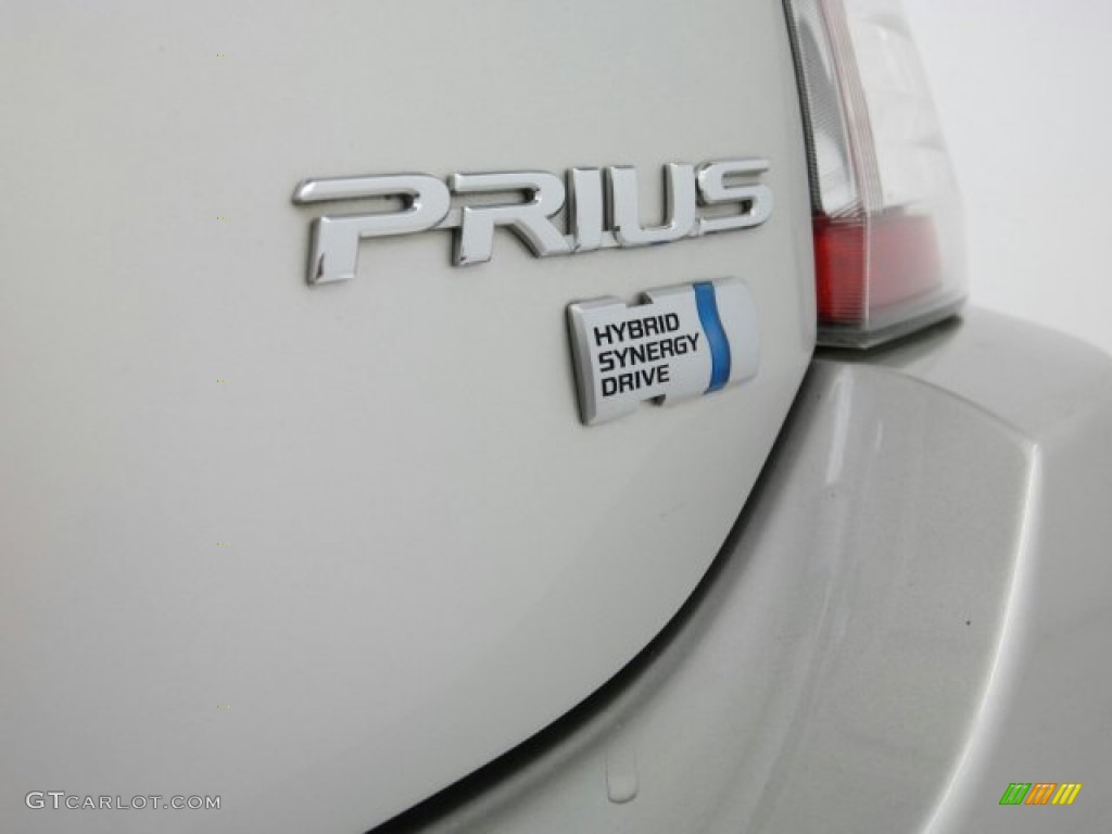 2005 Prius Hybrid - Millenium Silver Metallic / Gray/Burgundy photo #13