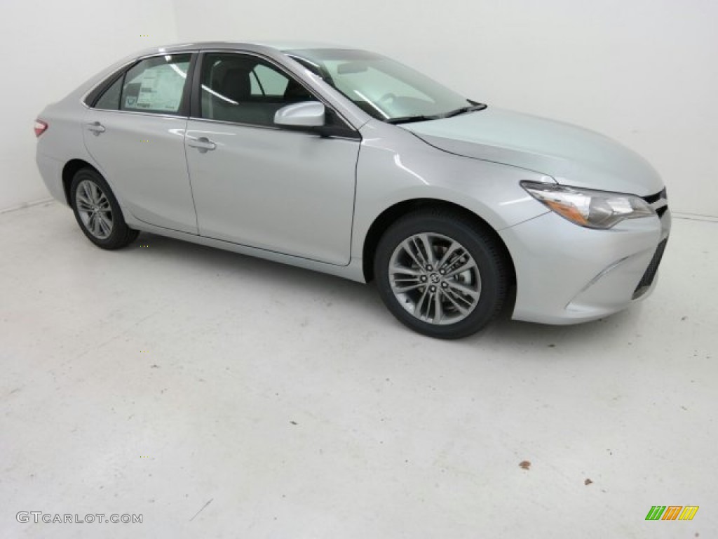 2015 Camry SE - Celestial Silver Metallic / Black photo #4