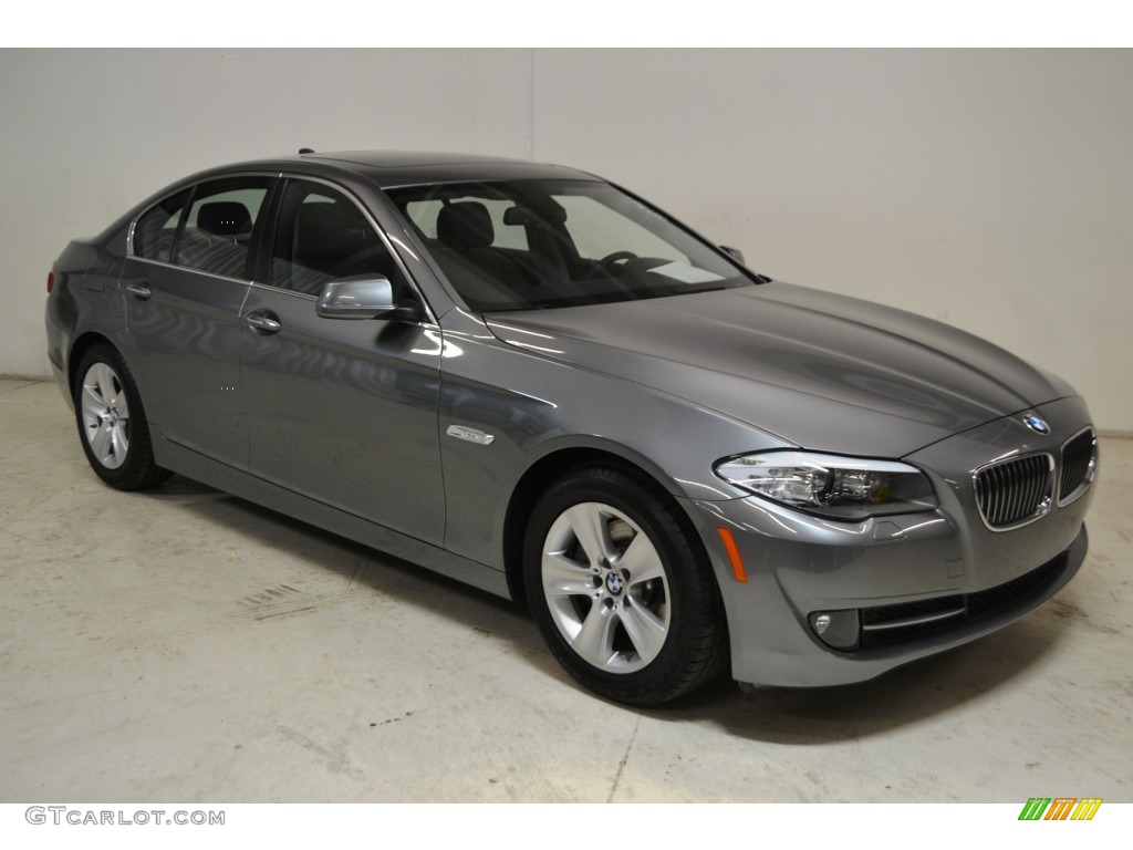 2013 5 Series 528i Sedan - Space Gray Metallic / Everest Gray photo #1