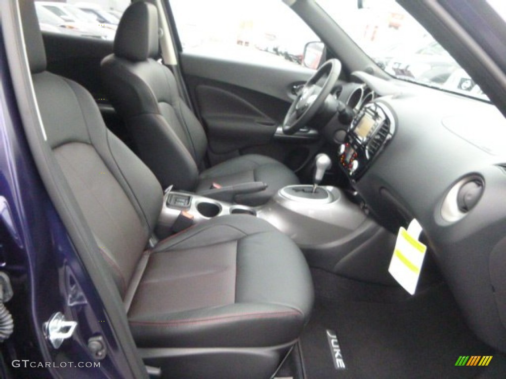 2015 Juke SV AWD - Cosmic Blue / Black/Red photo #10