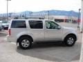 Silver Lightning Metallic - Pathfinder SE 4x4 Photo No. 6