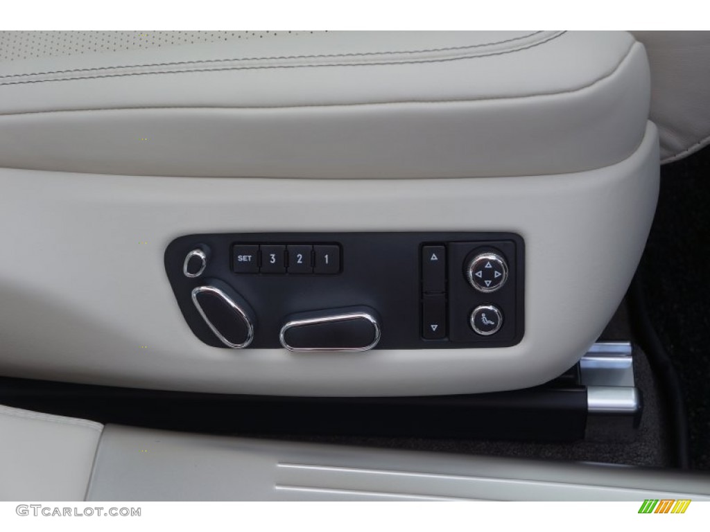2015 Bentley Flying Spur V8 Controls Photo #100106990