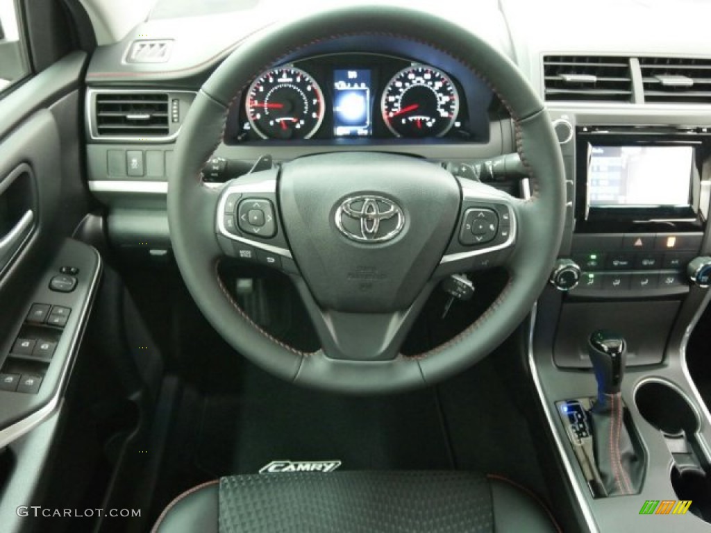 2015 Camry SE - Attitude Black Metallic / Black photo #14