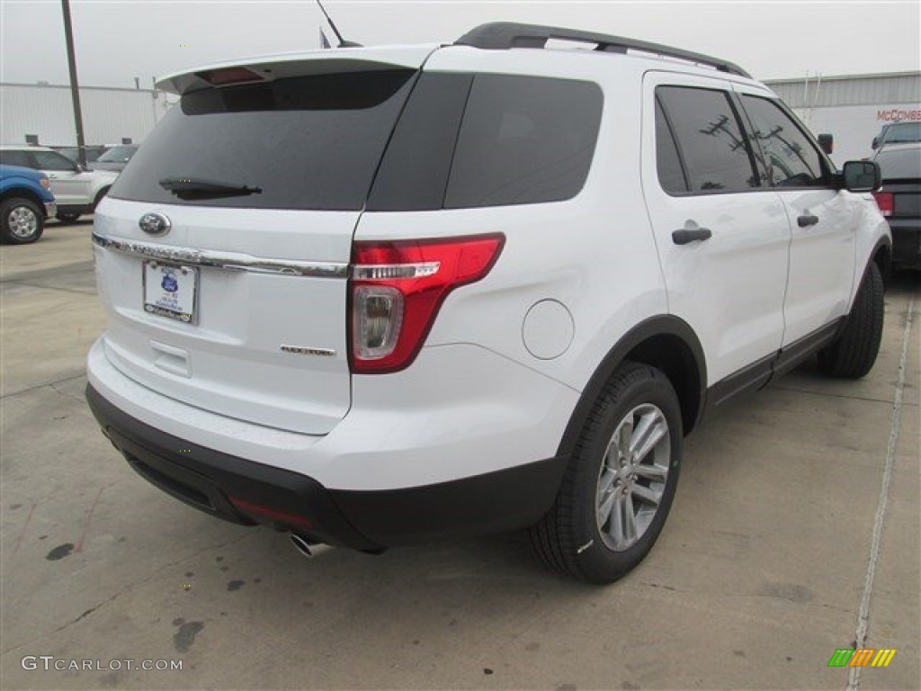 2015 Explorer FWD - Oxford White / Medium Light Stone photo #6