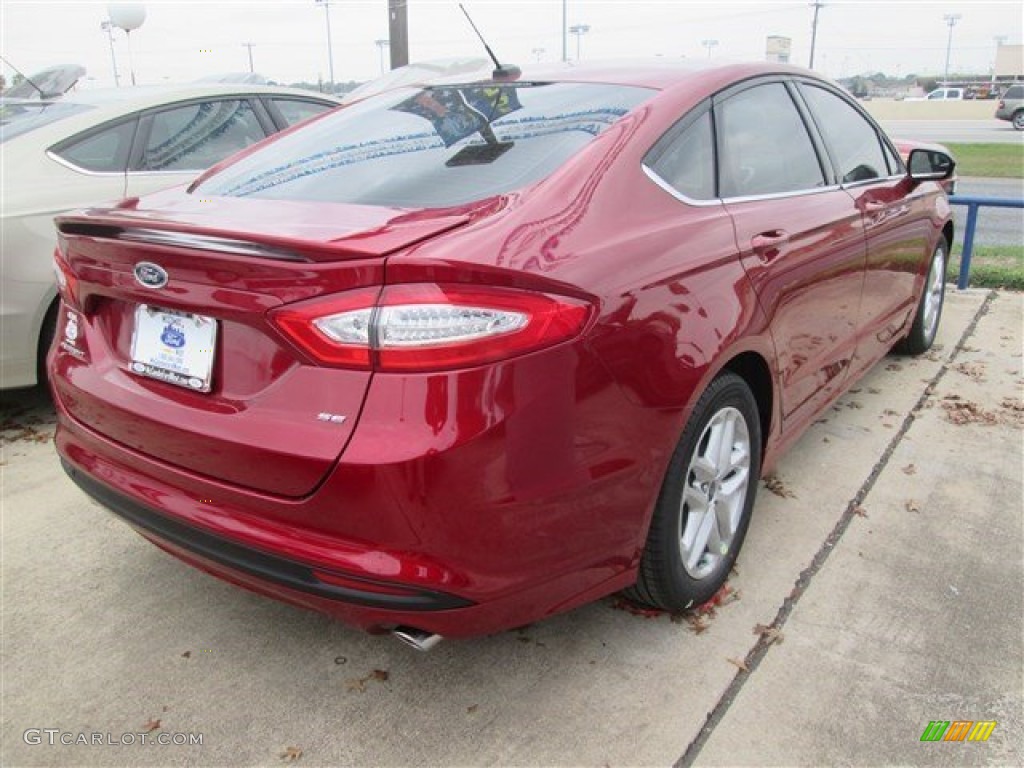 2015 Fusion SE - Ruby Red Metallic / Dune photo #8