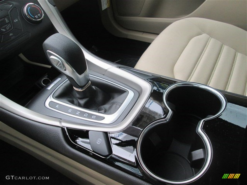 2015 Fusion SE - Ruby Red Metallic / Dune photo #15
