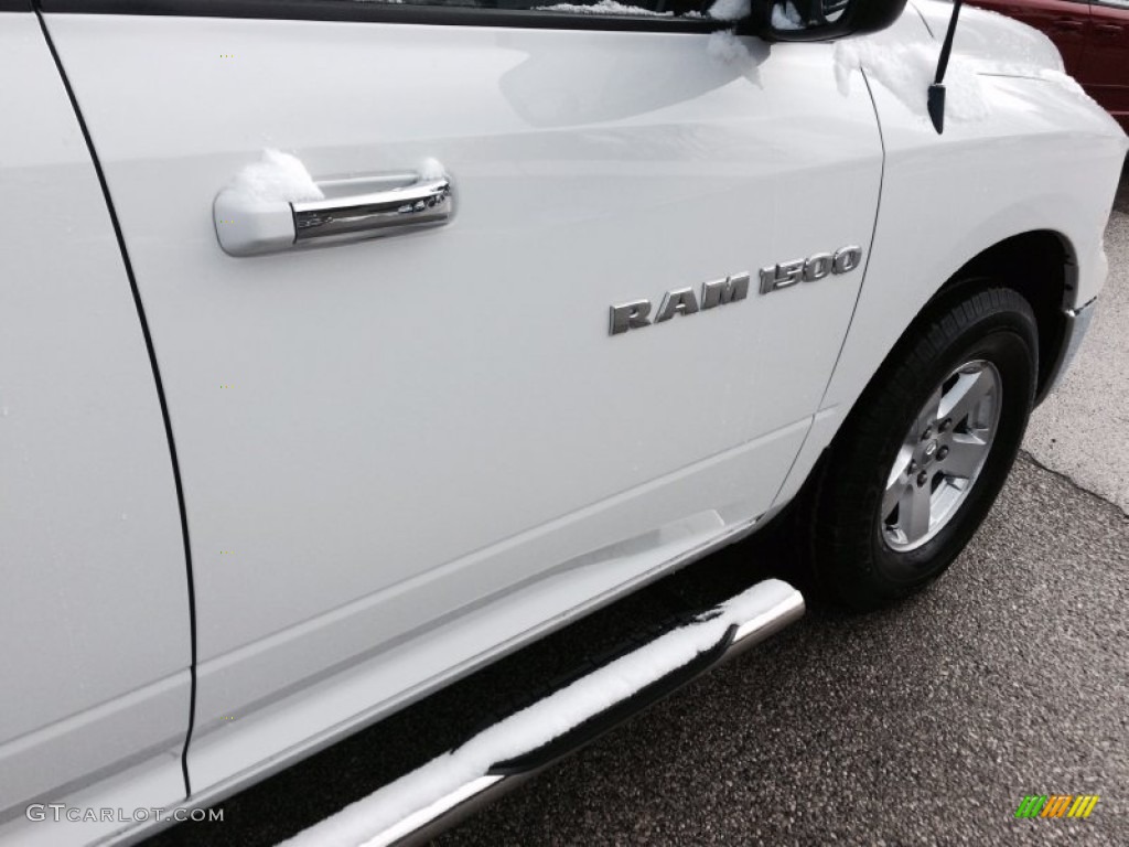 2012 Ram 1500 SLT Quad Cab 4x4 - Bright White / Dark Slate Gray/Medium Graystone photo #37
