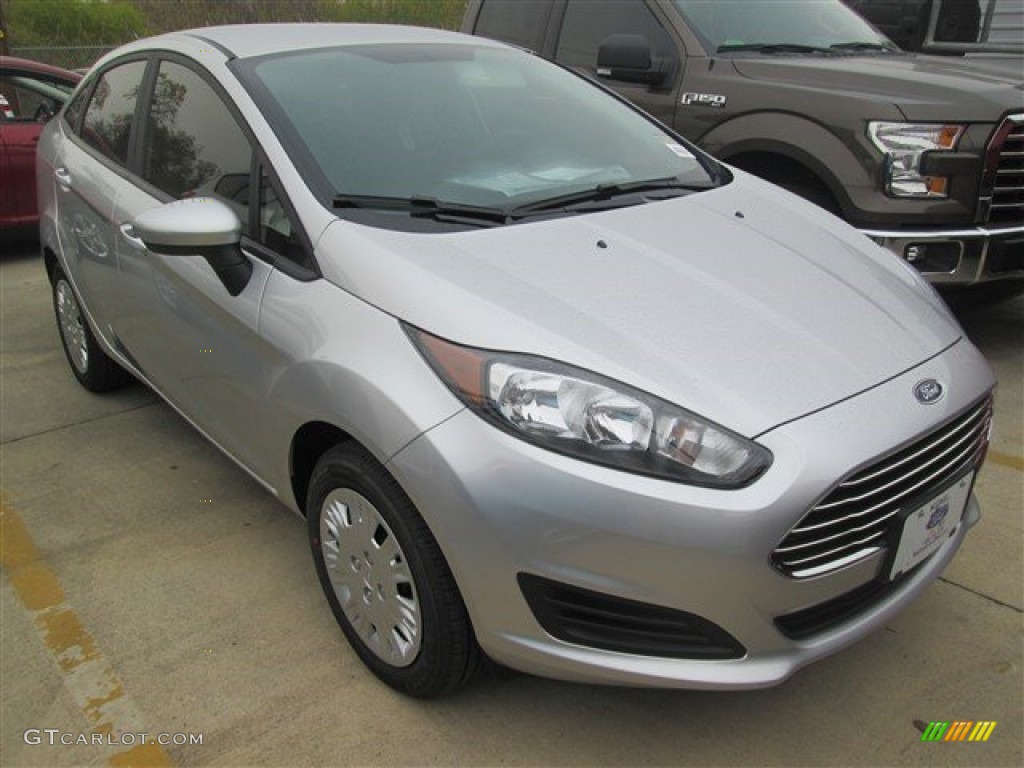 Ingot Silver Metallic Ford Fiesta