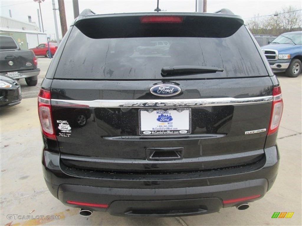 2015 Explorer XLT - Tuxedo Black / Charcoal Black photo #8