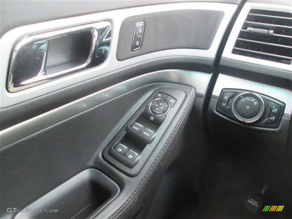 2015 Explorer XLT - Tuxedo Black / Charcoal Black photo #22