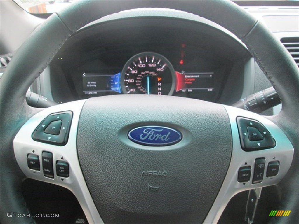 2015 Explorer XLT - Tuxedo Black / Charcoal Black photo #23