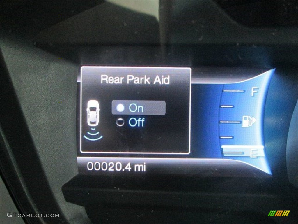 2015 Explorer XLT - Tuxedo Black / Charcoal Black photo #31