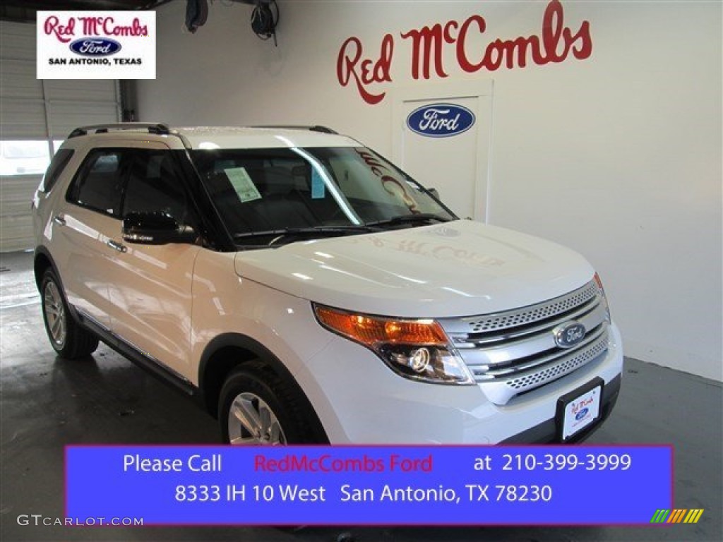 2015 Explorer XLT - Oxford White / Medium Light Stone photo #1