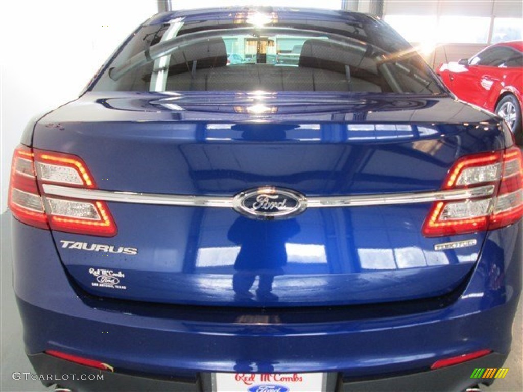 2015 Taurus SE - Deep Impact Blue Metallic / Dune photo #5