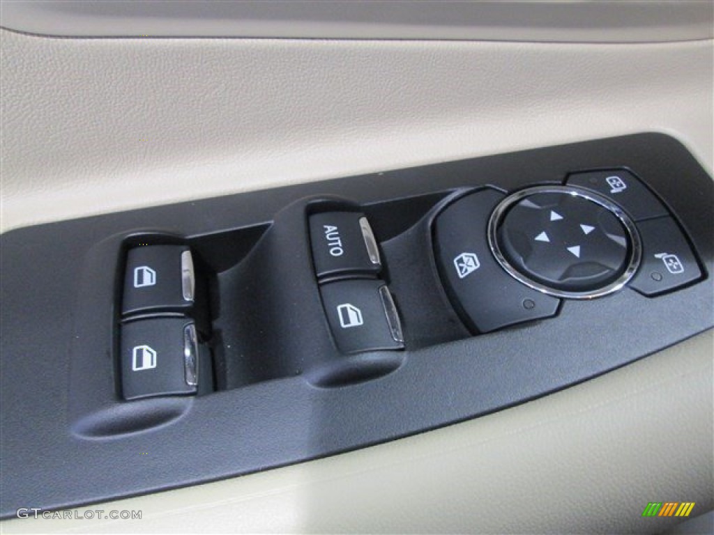 2015 Taurus SE - Deep Impact Blue Metallic / Dune photo #21